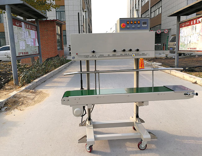 自動封口機設備展示